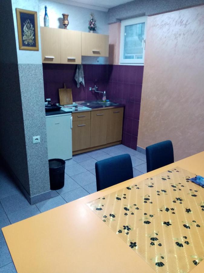 Hotel Prenociste Duga Užice Exteriér fotografie