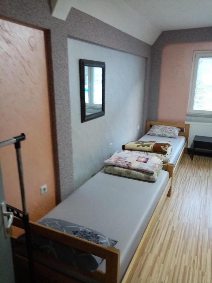 Hotel Prenociste Duga Užice Exteriér fotografie